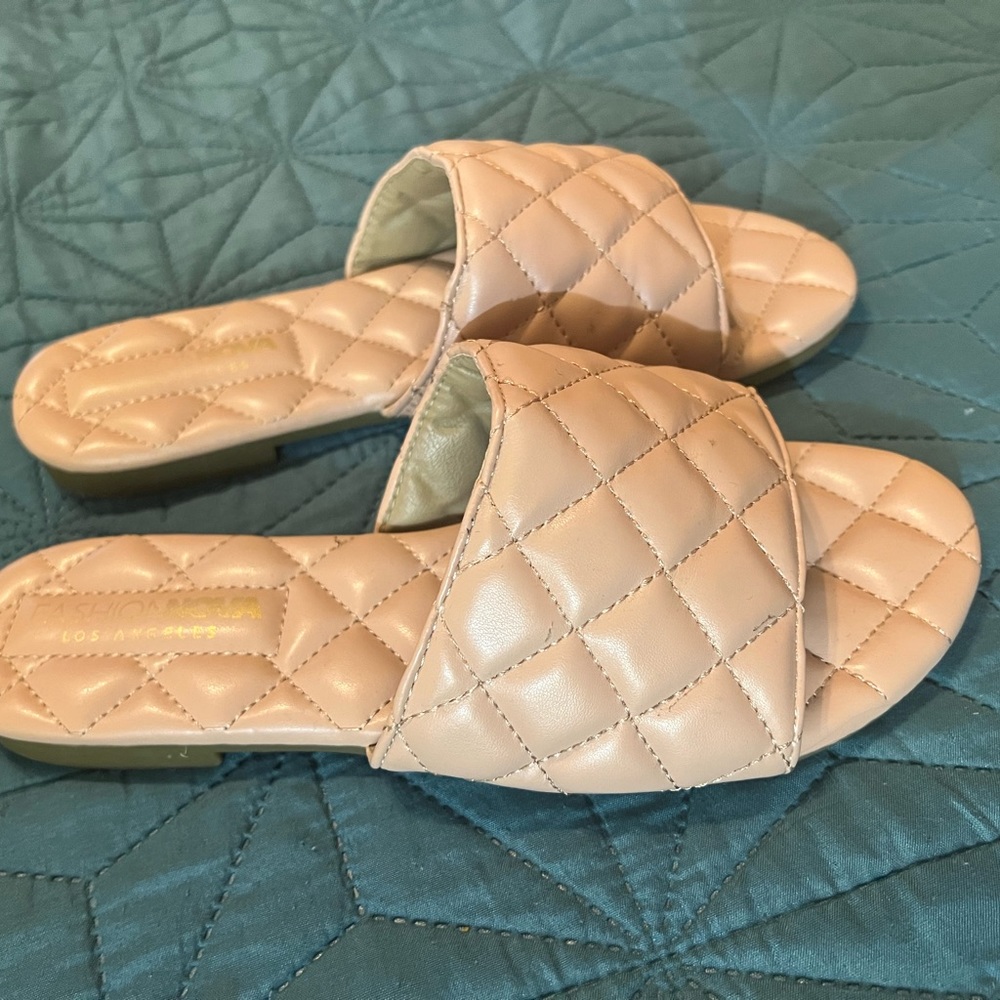 Beige slides